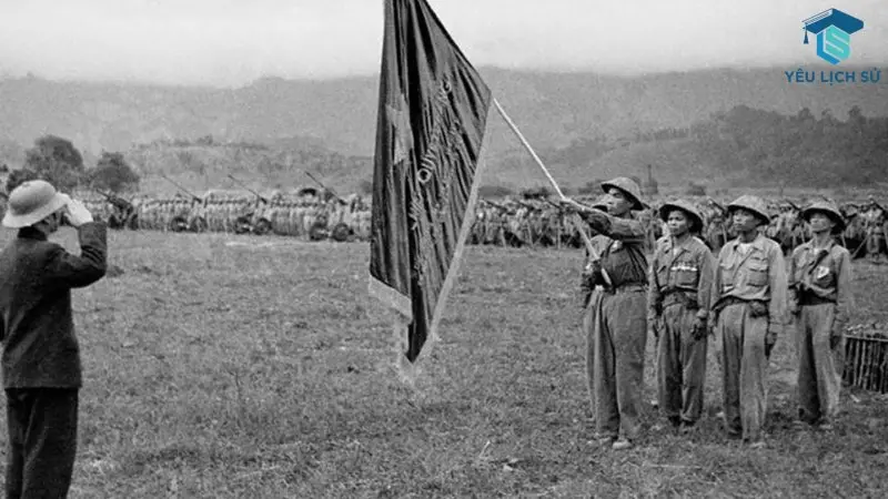 Tóm tắt bài 20 Lịch sử 12: Cuộc kháng chiến toàn quốc chống thực dân Pháp kết thúc (1953-1954)