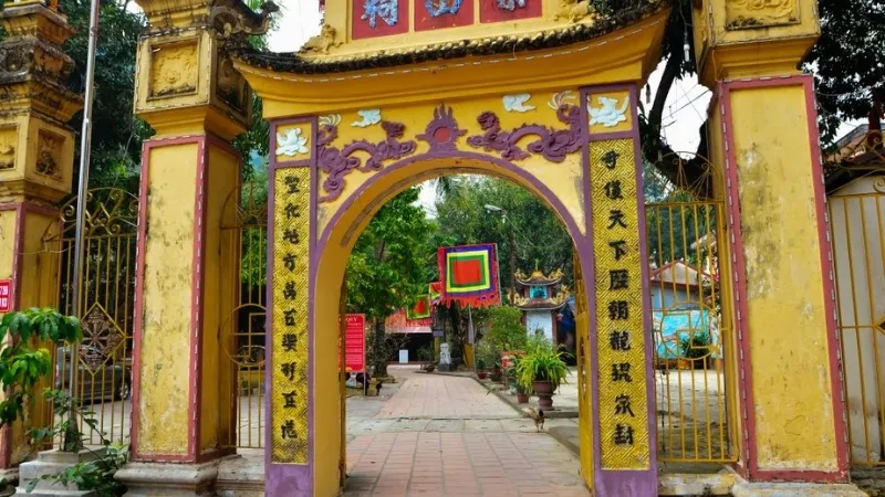 Đền Mẫu Hà Giang (Cấm Sơn Linh Từ)