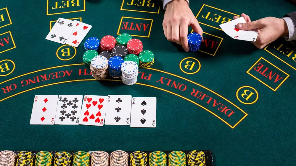Chiến Thuật Chơi Poker Hiệu Quả Tại Fun88