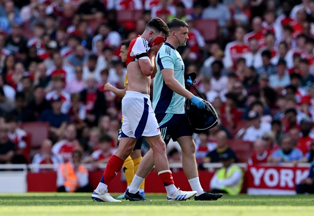 Arsenal đang trong cuộc đua top 5 và suất dự Champions League