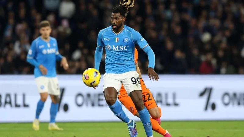 Zambo Anguissa cũng xuất hiện trong đội hình Napoli 2022 cho đến hiện tại