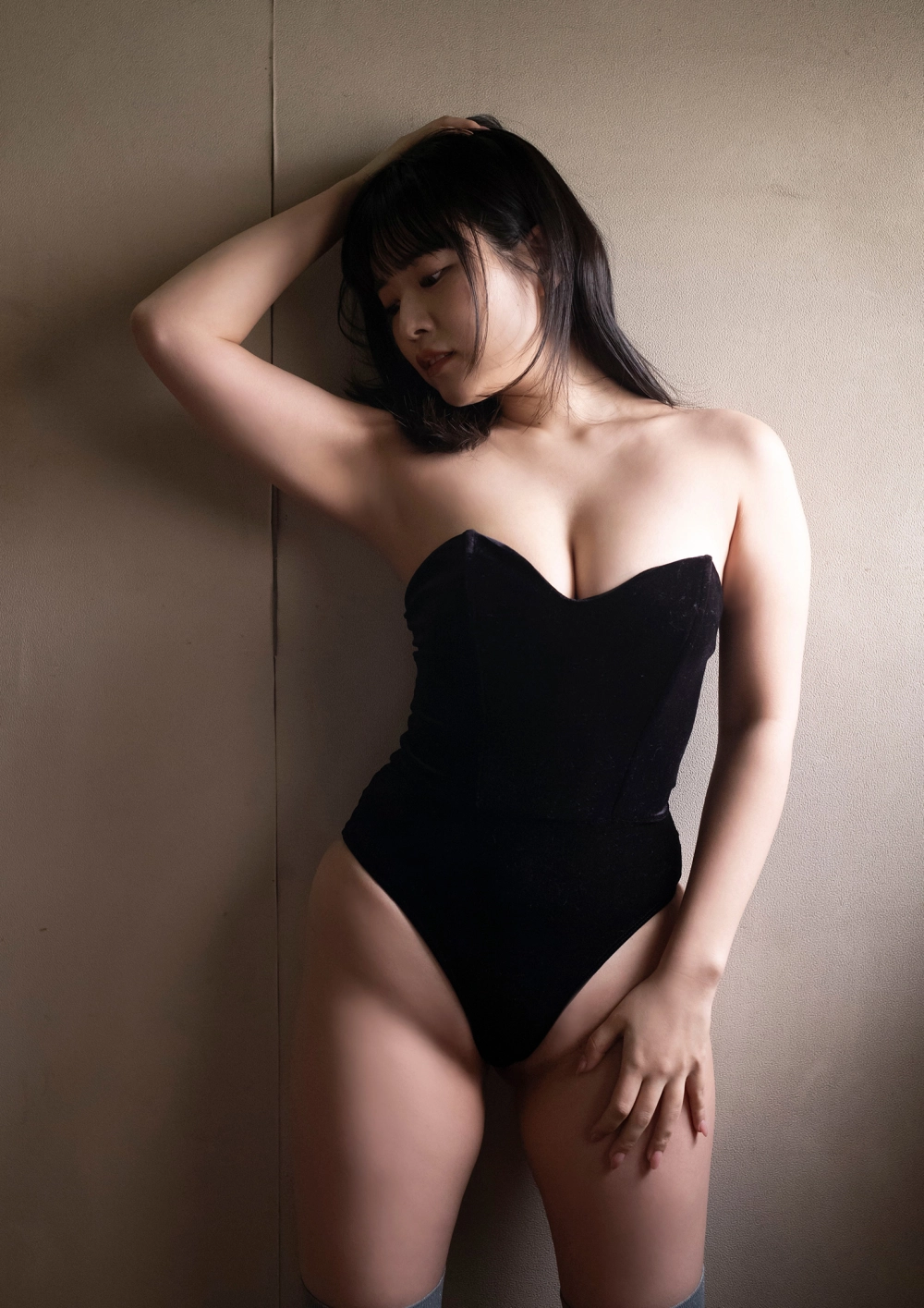 Ảnh gái vú to khiêu dâm mang vẻ đẹp táo bạo sexy đầy sức hút.