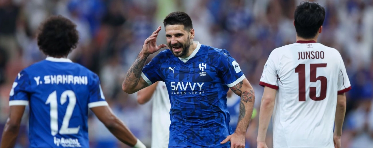 Phân tích Aleksandar Mitrović