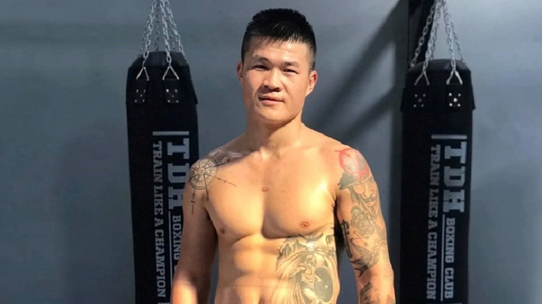 Trương Đình Hoàng tập luyện hăng say Võ sĩ Trương Đình Hoàng