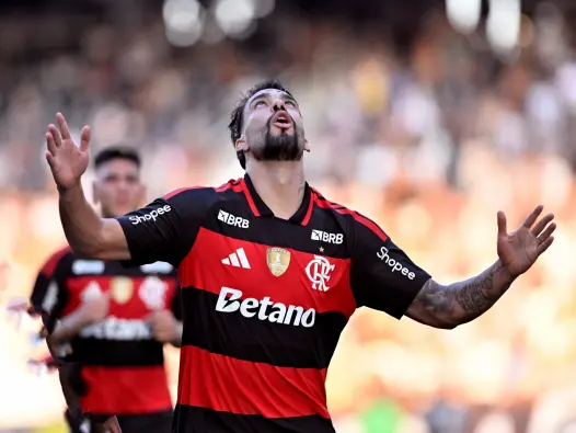 Lucas Paquetá Vũ Công Samba trở lại vũ đài Flamengo