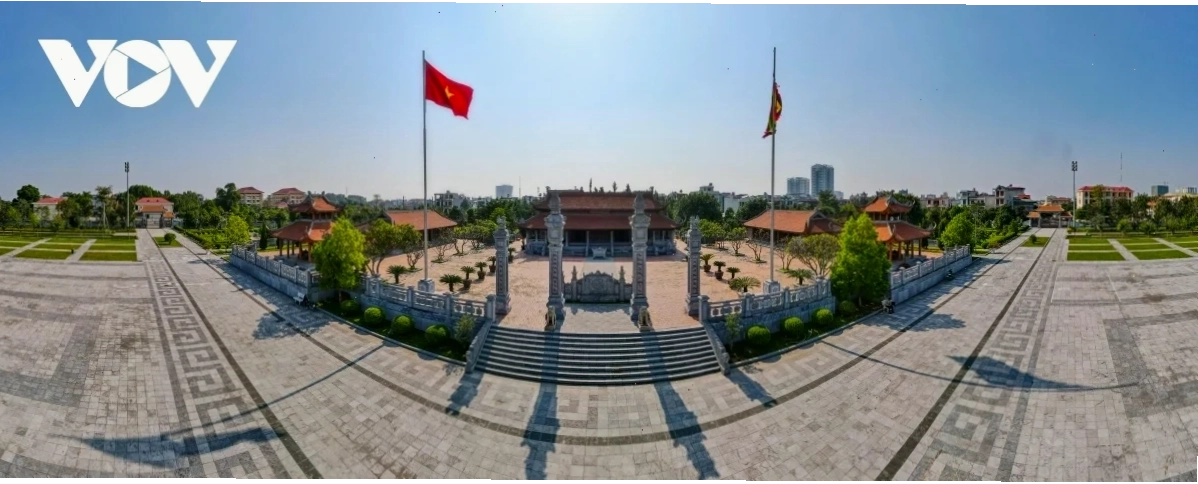 Toàn cảnh Khu di tích Chiến thắng Xương Giang lung linh về đêm