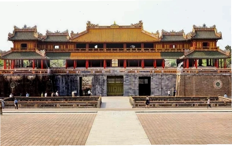 Tử Cấm Thành Huế khu vực kín đáo và cổ kính