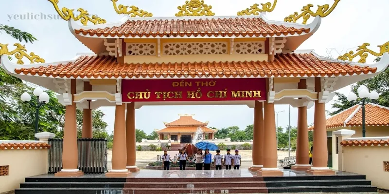 Di tích đền thờ Bác Hồ